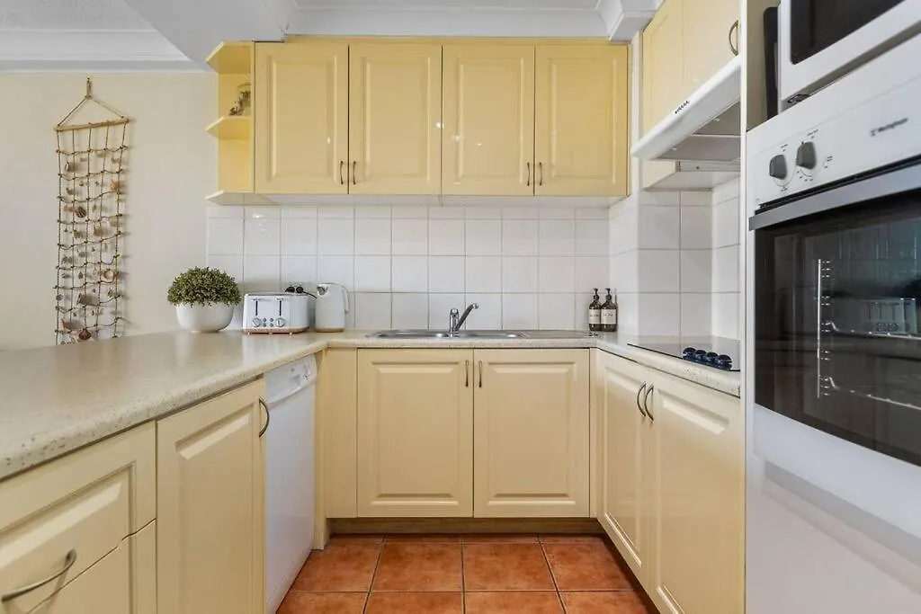 Ocean Breeze At Palm Beach Gold Coast Appartement