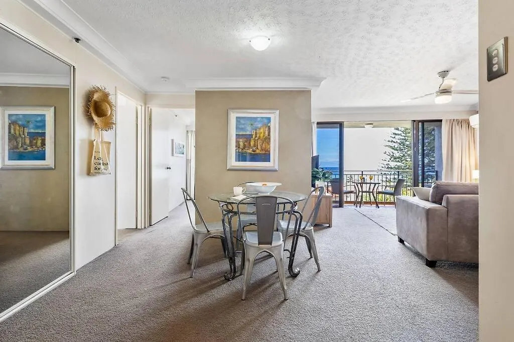 Ocean Breeze At Palm Beach Gold Coast Appartement